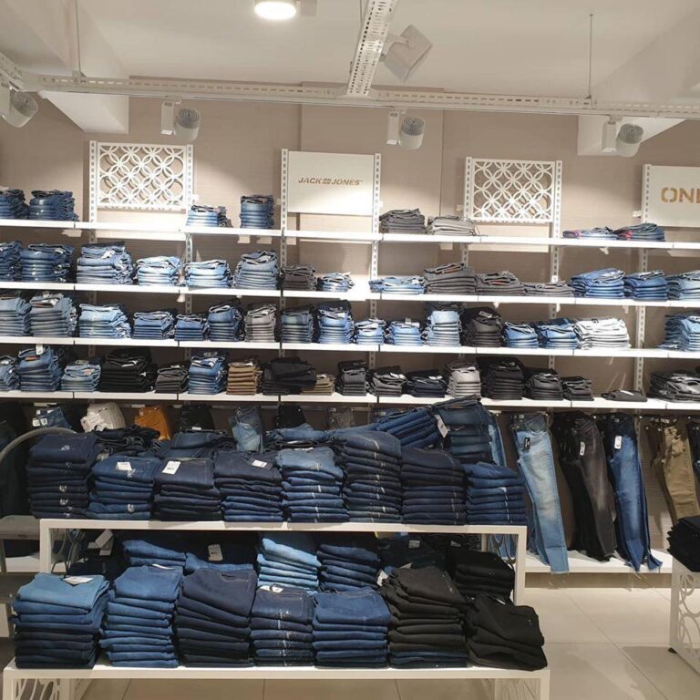 carsi-pazar-seckin-raf-Tekstil Giyim Dekorasyon ve Raf Sistemleri (2)