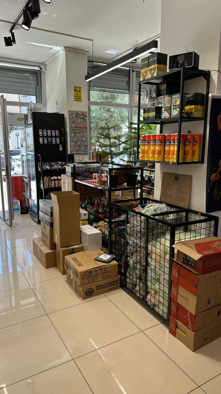 seckin-raf-nargile-magaza-dekorasyonu-ve-raf-sistemleri (8)