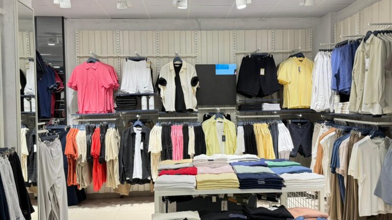 vesper-luna-seckin-raf-Tekstil Giyim Dekorasyon ve Raf Sistemleri (5)
